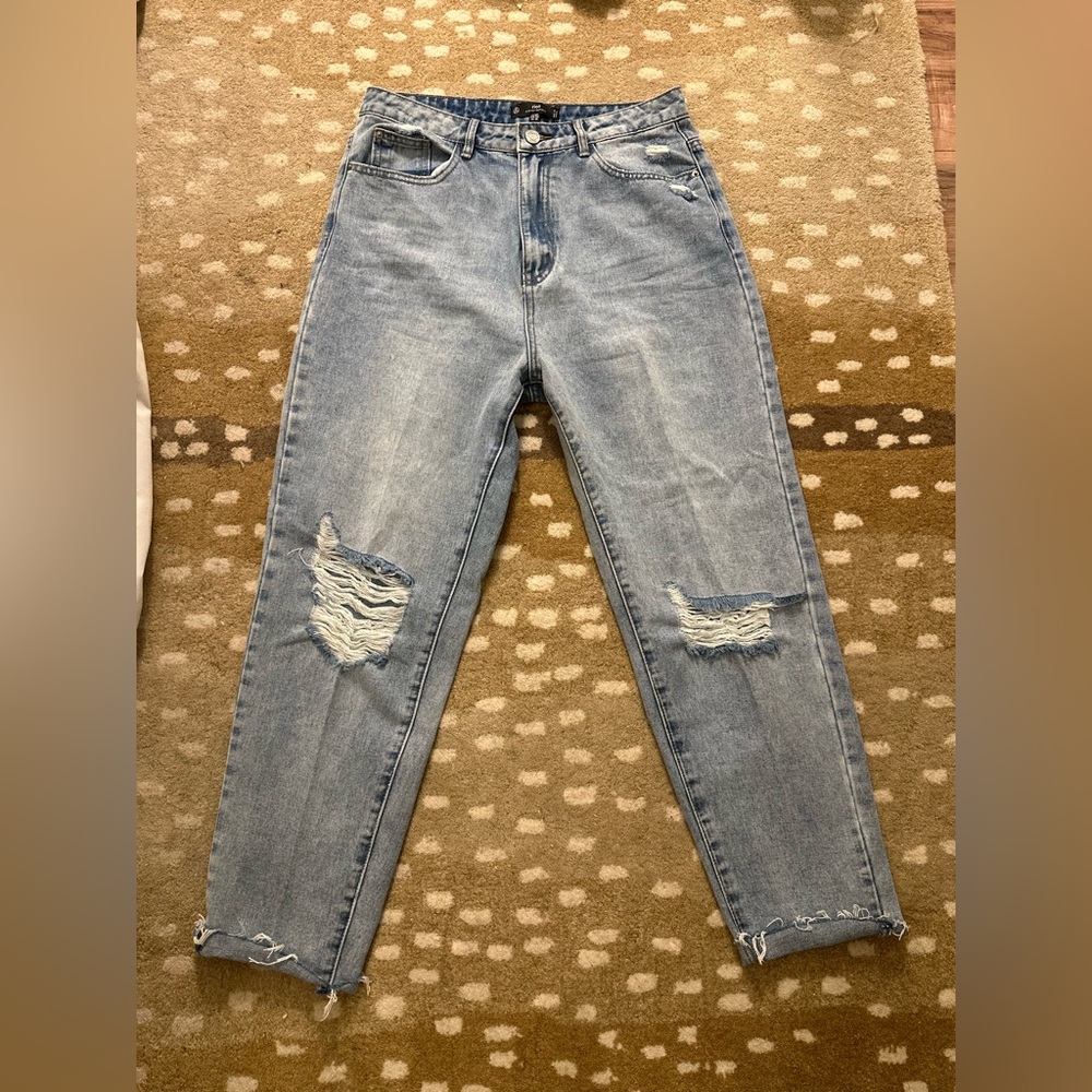 Missguided Riot High Rise Mom Jean